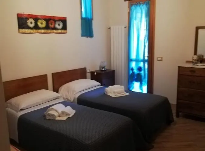 Il Podere Della Piazza 3* סקרפריה